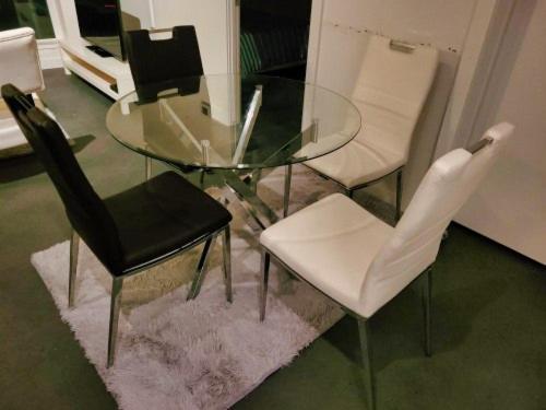 Furnished 1 Bedroom In East Village By Signature Suites Ltd 卡加利 外观 照片