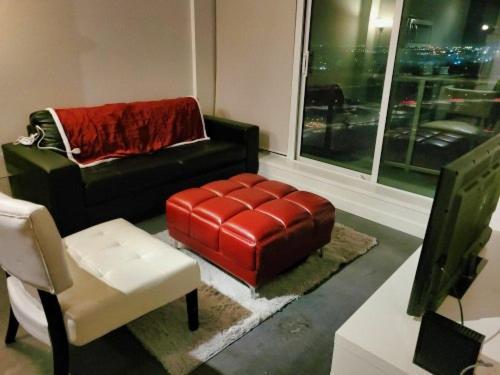 Furnished 1 Bedroom In East Village By Signature Suites Ltd 卡加利 外观 照片